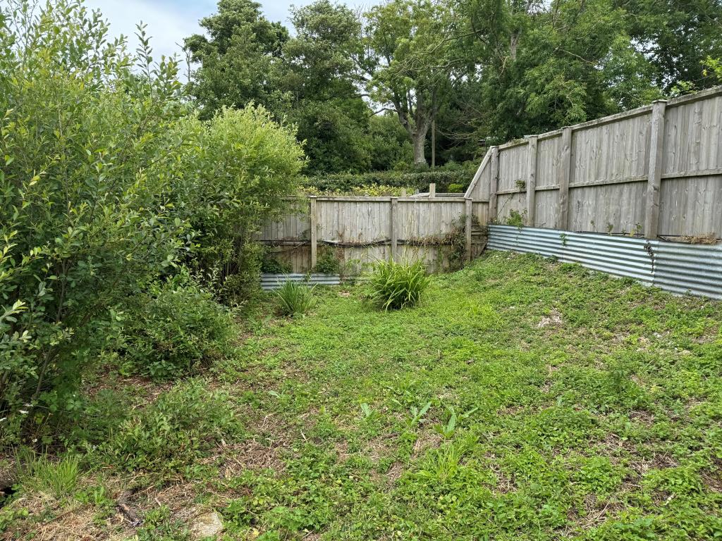 Lot: 49 - TWO FREEHOLD BARNS WITH CONSENT FOR RESIDENTIAL CONVERSION - The garden area